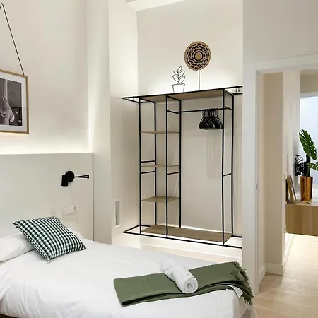 Gaudi Apartment *