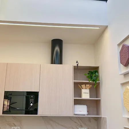 Gaudi Apartment Vilanova i la Geltru